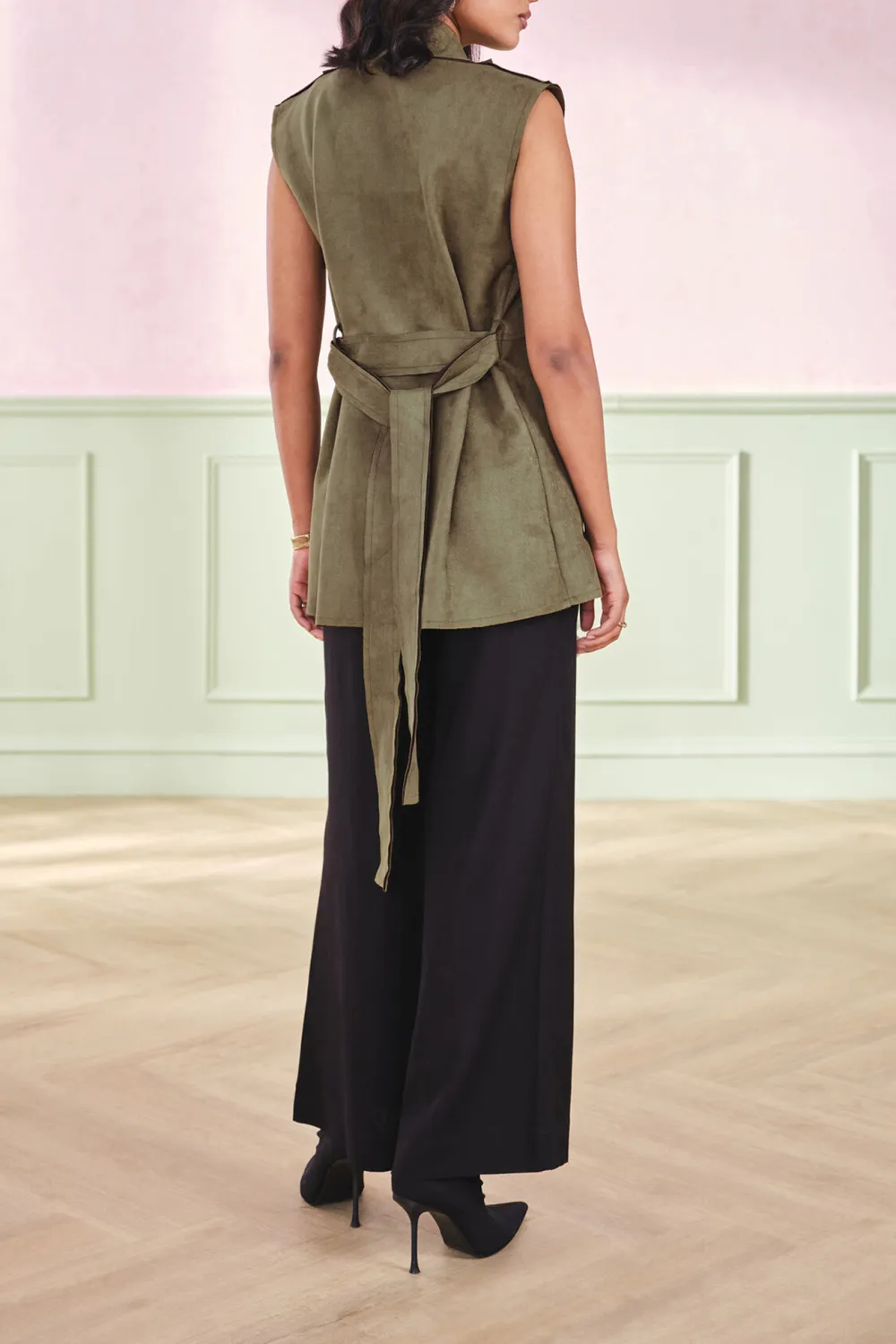 Olive Sleeveless Casual Style Outerwear